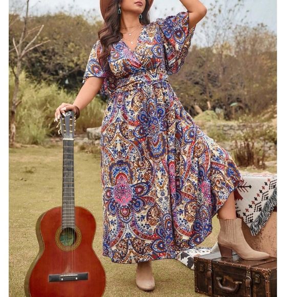 Plus Colorful Paisley print Butterfly Sleeve Maxi Dress - Picture 1 of 5